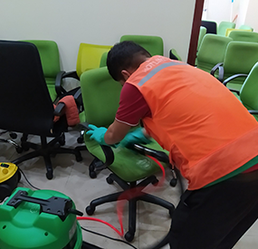 Dịch vụ giặt ghế văn phòng